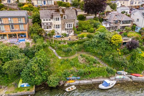 undefined, Pillory Hill, Noss Mayo