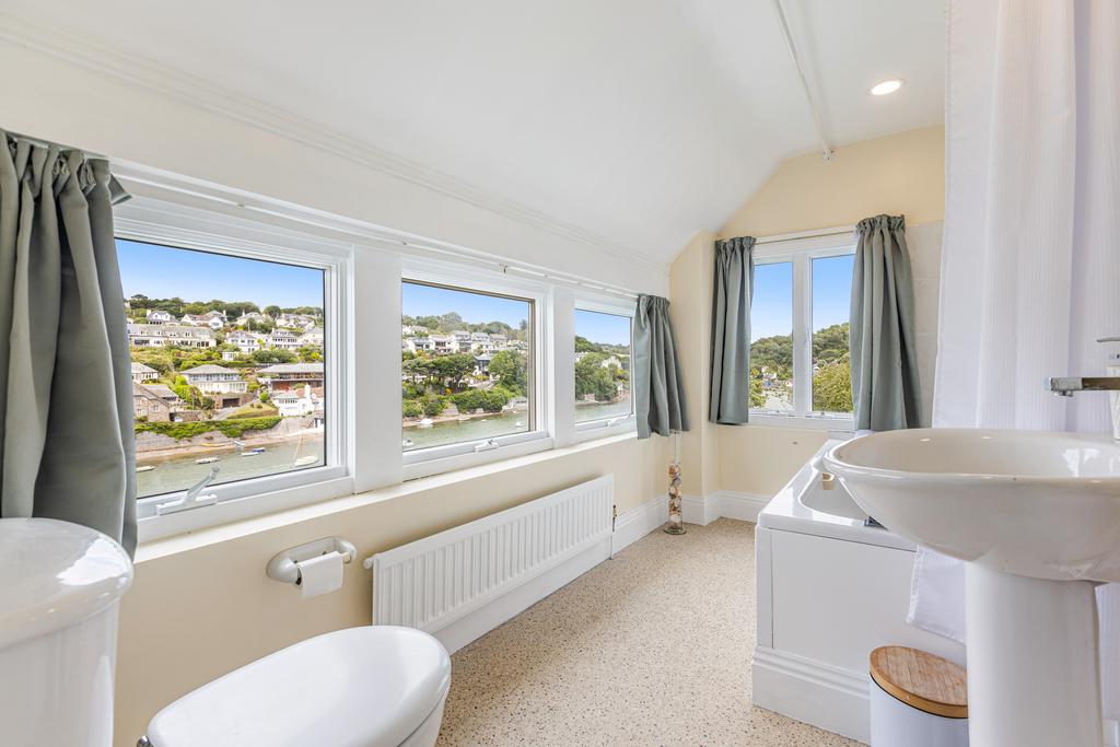 A61 - Greystones, Noss Mayo - 250623