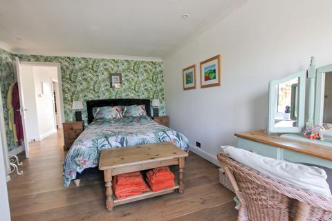 160 Coast Drive, Lydd On Sea, Romney Marsh, TN29 9PD