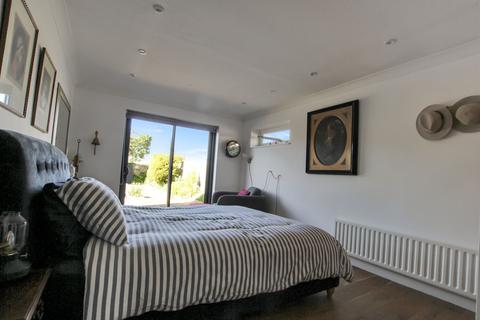 160 Coast Drive, Lydd On Sea, Romney Marsh, TN29 9PD