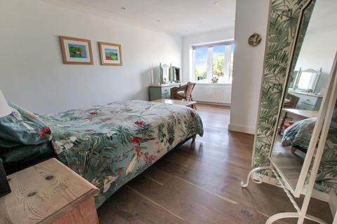 160 Coast Drive, Lydd On Sea, Romney Marsh, TN29 9PD