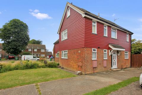 7 Mabledon Close, New Romney, TN28 8HT