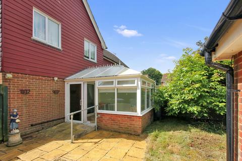 7 Mabledon Close, New Romney, TN28 8HT