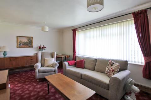 82 Brockman Crescent, Dymchurch, Romney Marsh, TN29 0UA