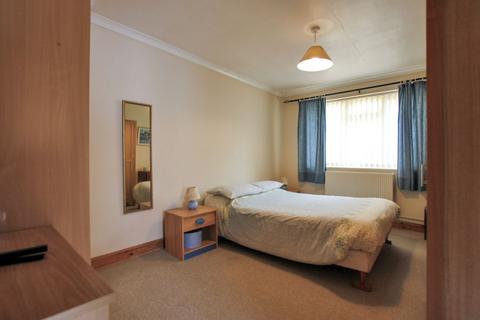 82 Brockman Crescent, Dymchurch, Romney Marsh, TN29 0UA