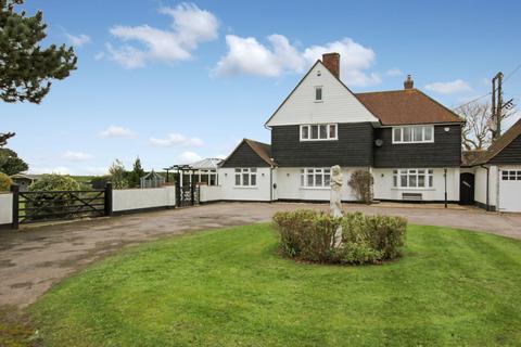 Dyke End Cottage Madeira Road, Littlestone, New Romney, TN28 8QX