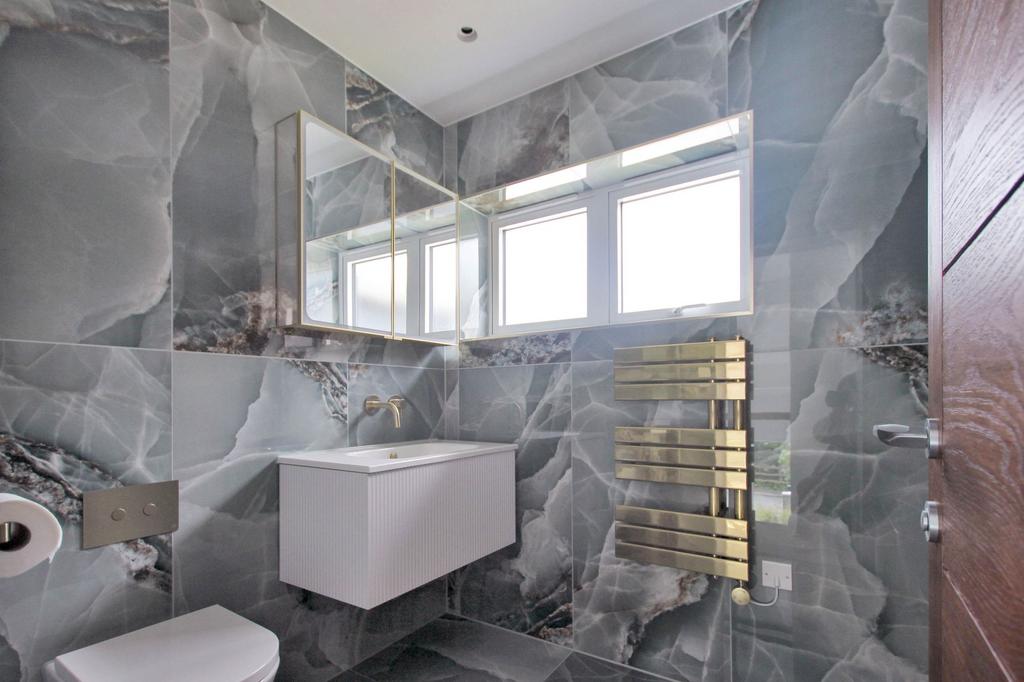 Family bathroom