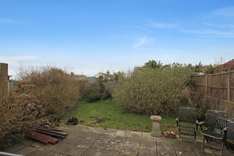 15 Derville Road, Greatstone, New Romney, TN28 8SX