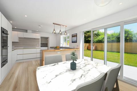 4 bedroom detached house for sale, rye road, Brooklands TN29