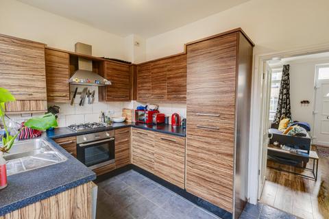 undefined, Rose Avenue, Horsforth, Leeds, West Yorkshire, LS18