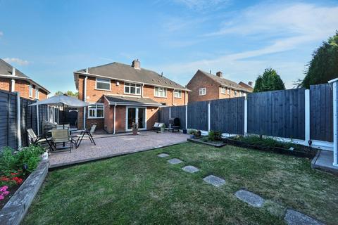 26 Laburnum Road, Lanesfield, Wolverhampton, WV4 6PF
