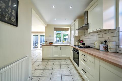 26 Laburnum Road, Lanesfield, Wolverhampton, WV4 6PF