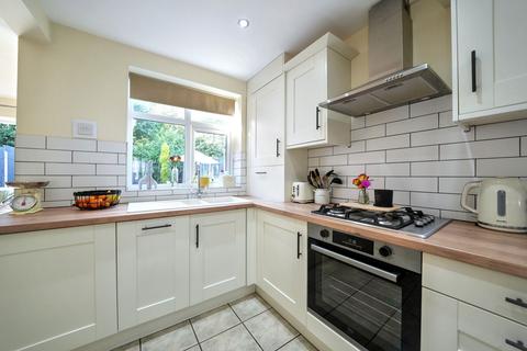 26 Laburnum Road, Lanesfield, Wolverhampton, WV4 6PF