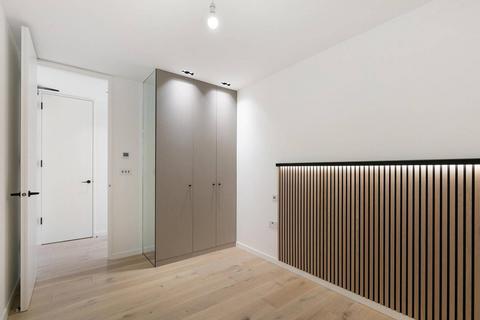2 bedroom flat for sale, 14 Sutherland Road, London W13