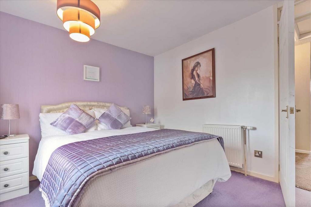 Bedroom Three (2)