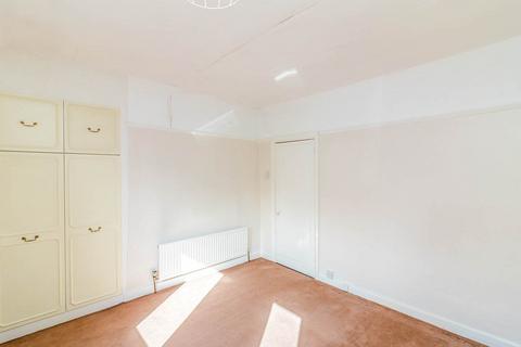 134 Southey Crescent, Sheffield, S5 7LX