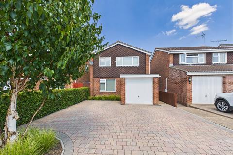 5 Barleycroft Close, Matson, Gloucester, GL4 6JU