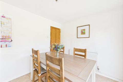 5 Barleycroft Close, Matson, Gloucester, GL4 6JU