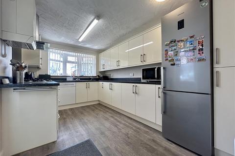 4 bedroom detached house for sale, The Crescent, Cradley Heath