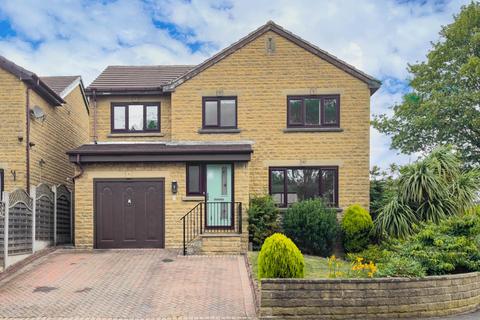 4 bedroom detached house for sale, Manor Park Gardens, Gomersal