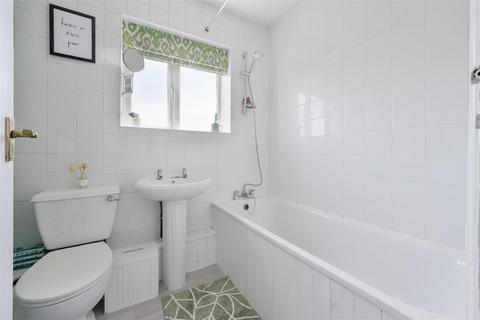 3 bedroom house for sale, Bletchingley Road, Merstham RH1