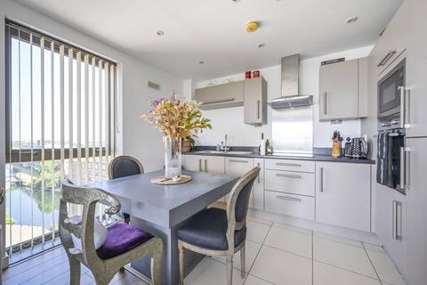 2 bedroom flat for sale, Ben Jonson Road, Tower Hamlets, London, E1