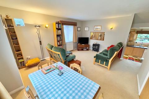 30 Braehead, Lochwinnoch, PA12 4AS