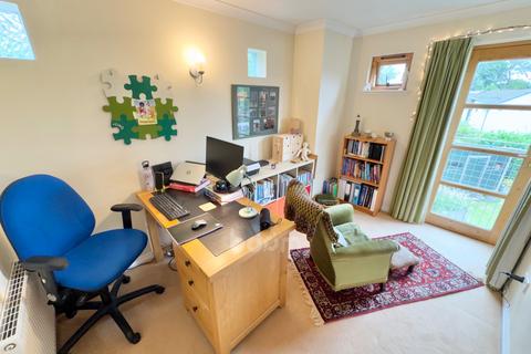 30 Braehead, Lochwinnoch, PA12 4AS