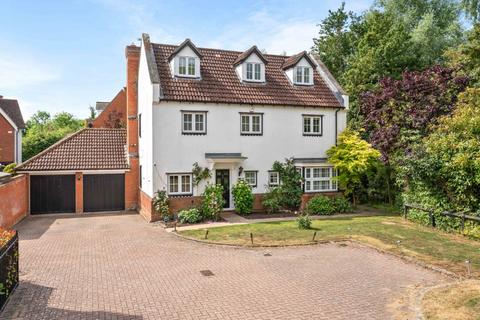 28 The Shearers, Bishop's Stortford, CM23 4AZ