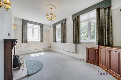 2 bedroom apartment for sale, Tulk House, Ottershaw Park, Ottershaw, KT16