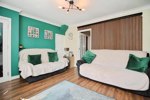 3 bedroom semi-detached house for sale, Methuen Avenue, Thurmaston, LE4