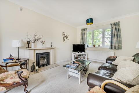 11 Ashbarn Crescent, Winchester, SO22 4LW