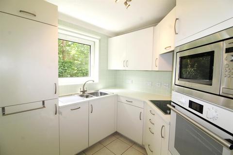 2 bedroom apartment for sale, Christ Church Lane, Barnet EN5