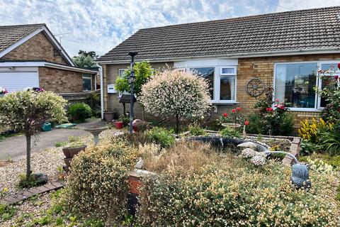 2 bedroom semi-detached bungalow for sale, Elizabeth Court, Skegness PE24