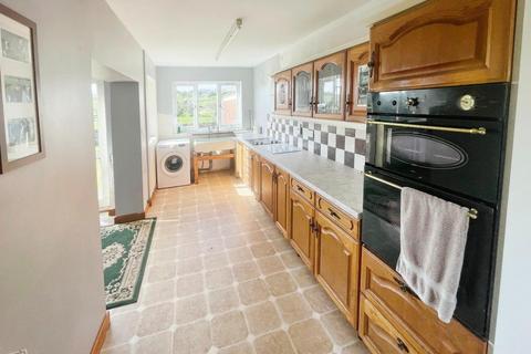 undefined, Cranberry Avenue, Checkley