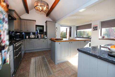 undefined, Stone Road, Uttoxeter