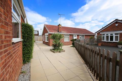 5 Pine Walk, Uttoxeter, ST14 7NL