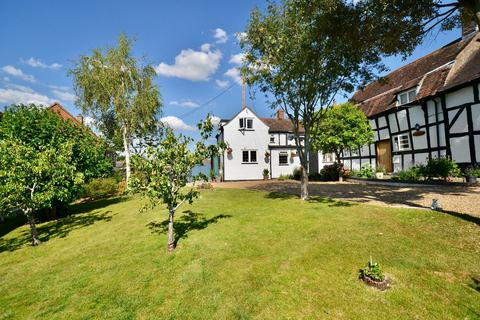 undefined, Lavender Cottage, Top Street, Charlton, WR10 3LE