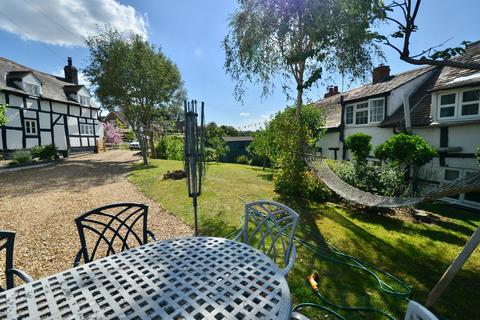 undefined, Lavender Cottage, Top Street, Charlton, WR10 3LE