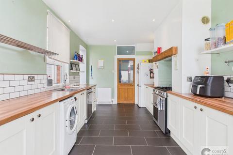 3 bedroom terraced house for sale, Abbotsbury Road, Newton Abbot, TQ12