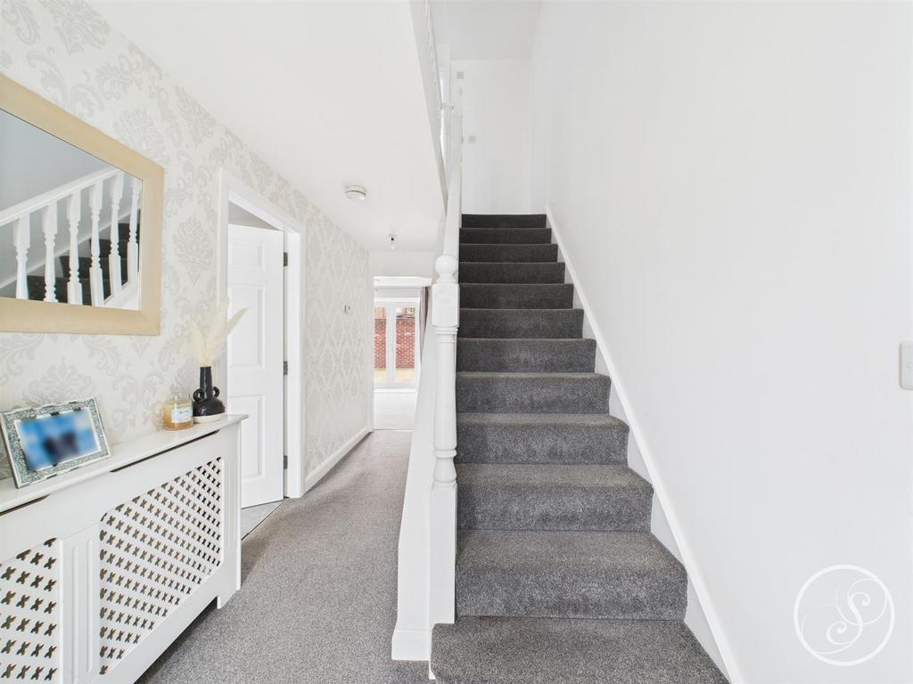 Entrance hall way