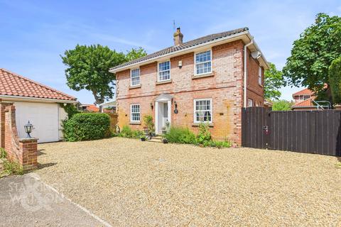 4 bedroom detached house for sale, Selwyn Gardens, Pulham Market, Diss