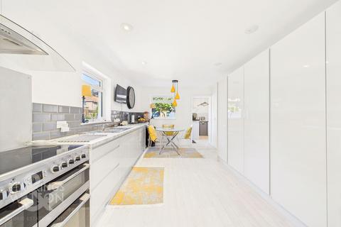 4 bedroom detached house for sale, Selwyn Gardens, Pulham Market, Diss
