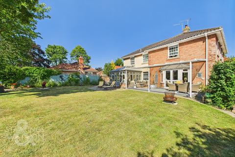 undefined, Selwyn Gardens, Pulham Market, Diss