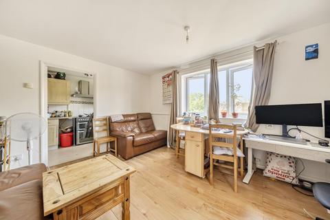 1 bedroom maisonette for sale, Kingston Upon Thames,  Surrey,  KT1