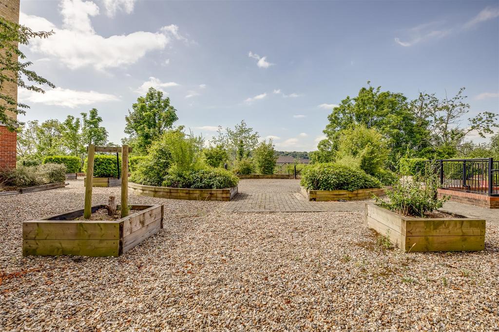 Communal gardens