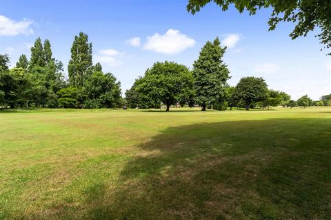undefined, North Drive, Littlehampton BN16