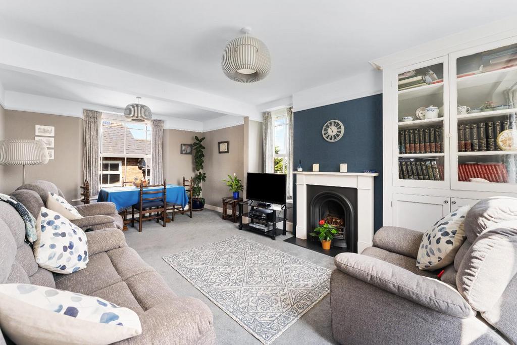 3 - sitting room.jpg