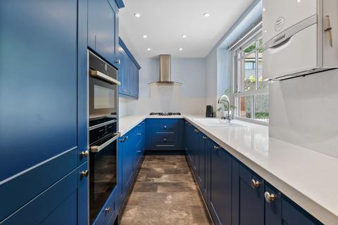 undefined, Beautiful cottage with elevated views of Banwell and beyond