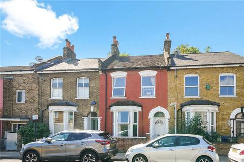 4 bedroom terraced house for sale, Brayards Road, London